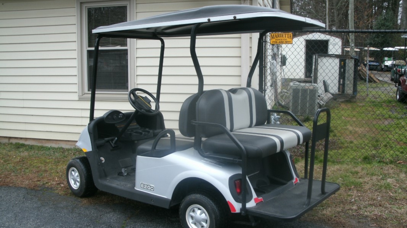 A used option can provide incredible value without breaking the bank when finding the right golf cart. However, buying a used cart requires a little extra diligence to ensure it meets your needs and is built to last. For those in the Atlanta area, purchasing from a trusted dealer like Golf Carts Atlanta or Flamingo Custom Carts not only simplifies the process but also offers the reassurance of quality and customer support.